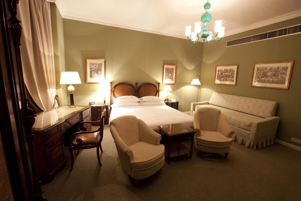 Moevenpick Hotel Bari Luaran gambar