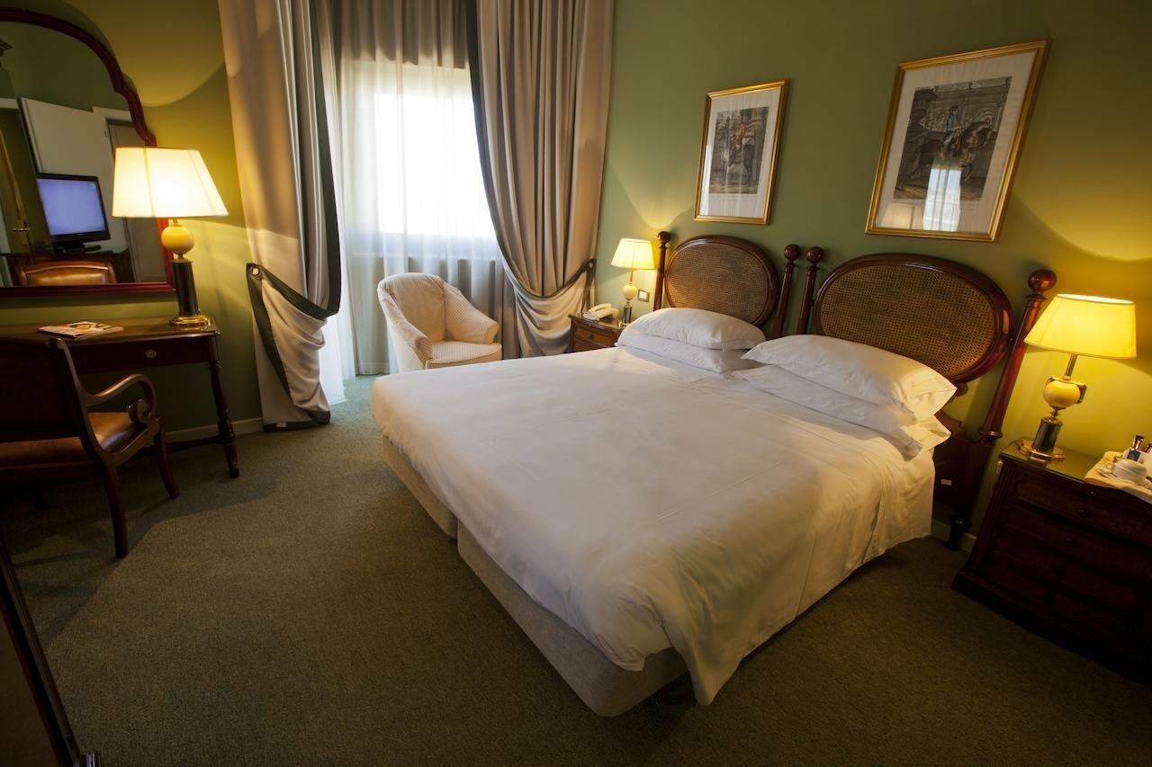 Moevenpick Hotel Bari Luaran gambar
