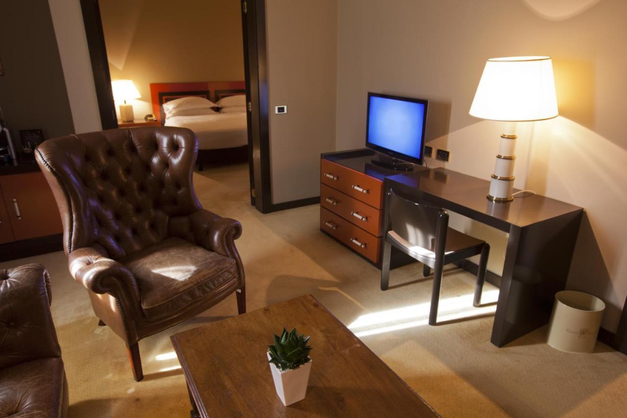 Moevenpick Hotel Bari Luaran gambar